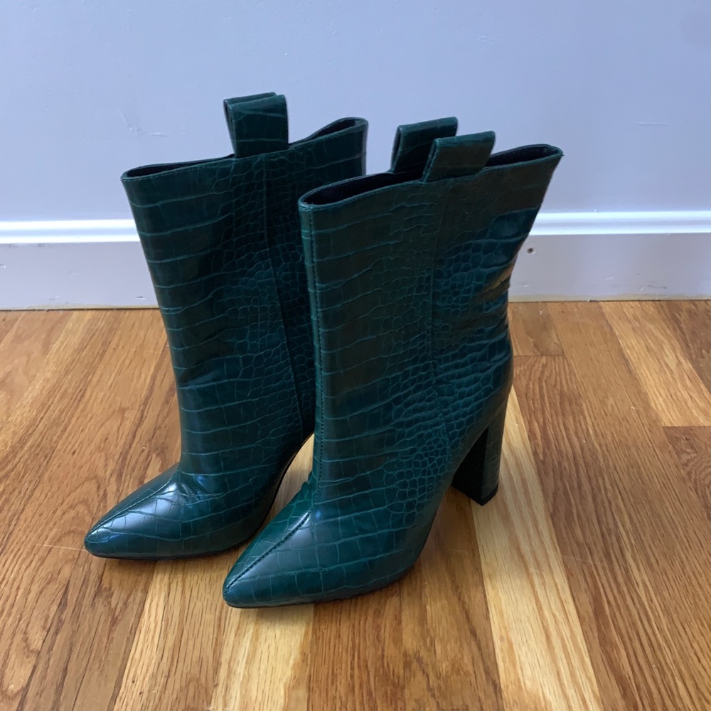 Green Crocodile Booties! Never Worn